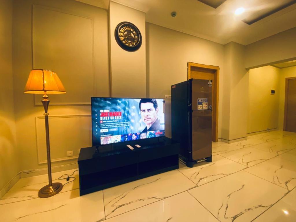 Holidazzle Serviced Apartments Bahria Town 라왈핀디 외부 사진